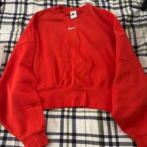 Womens medium cropped sweatshirt